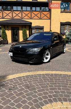 Седан BMW 5 Series 2007 в 