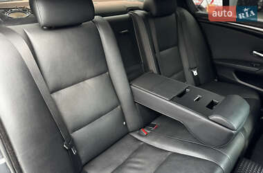 Седан BMW 5 Series 2009 в 