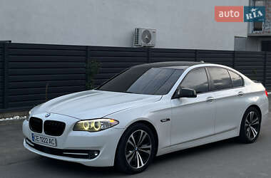 Седан BMW 5 Series 2012 в 