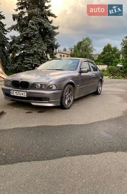 Седан BMW 5 Series 1998 в 