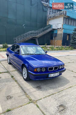 Седан BMW 5 Series 1989 в Измаиле
