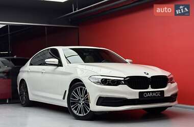Седан BMW 5 Series 2018 в 