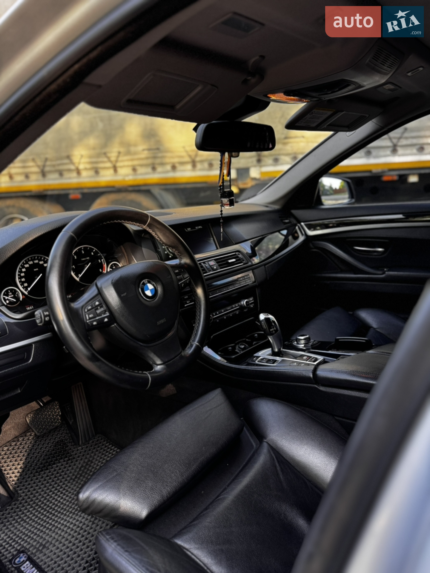 2013 BMW 5er - мініатюра 9