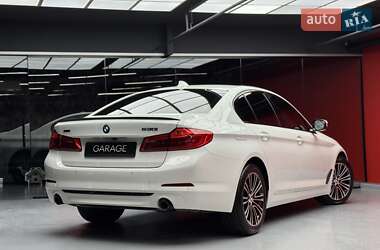 Седан BMW 5 Series 2018 в 