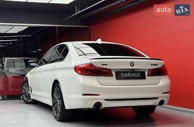 Седан BMW 5 Series 2018 в 