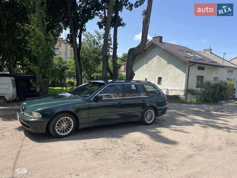 Універсал BMW 5 Series 2000 в Львові