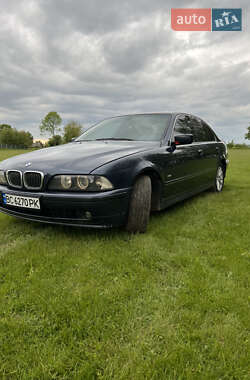 Седан BMW 5 Series 2002 в Яворове