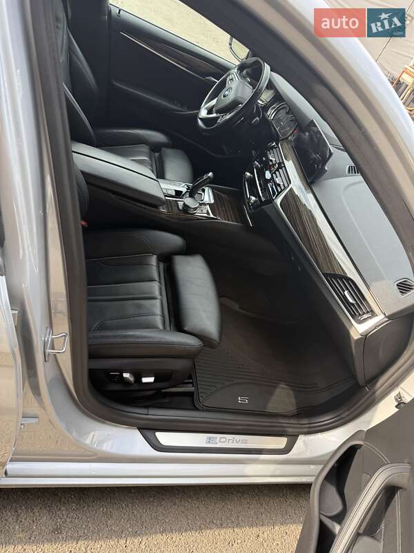 Седан BMW 5 Series 2018 в Вінниці