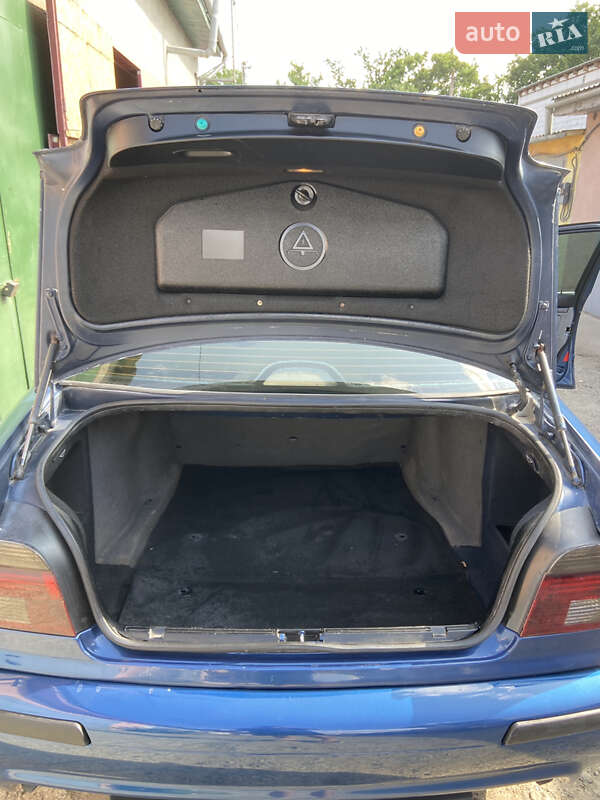 Седан BMW 5 Series 2001 в Одесі