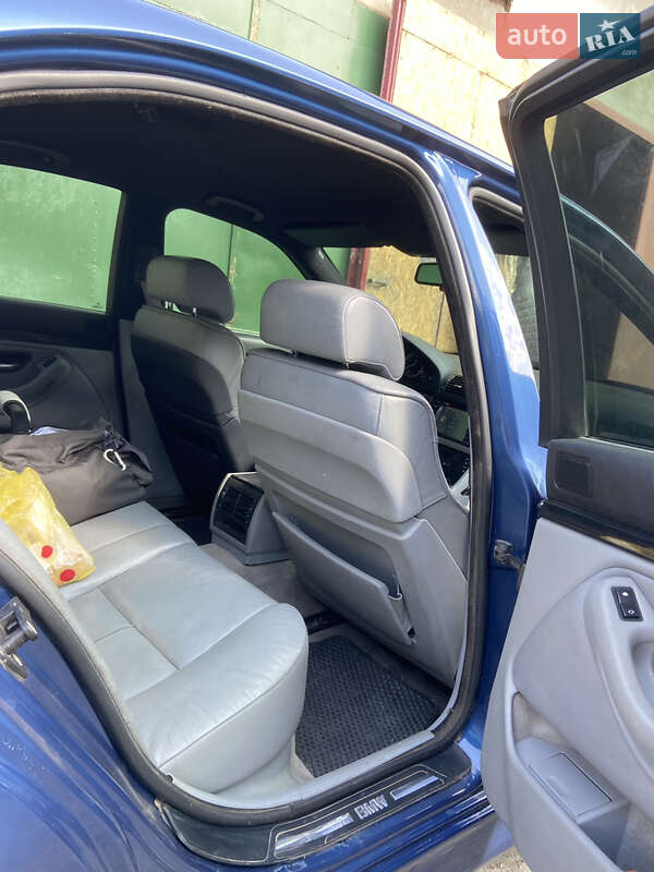 Седан BMW 5 Series 2001 в Одесі
