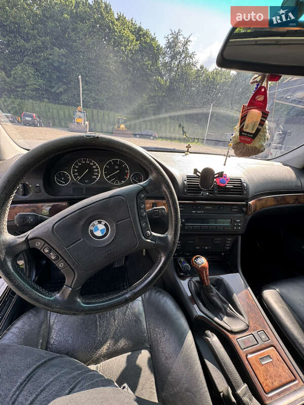 Седан BMW 5 Series 1997 в Львове