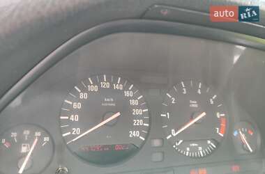 Седан BMW 5 Series 1988 в 