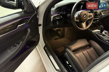 Седан BMW 5 Series 2020 в 