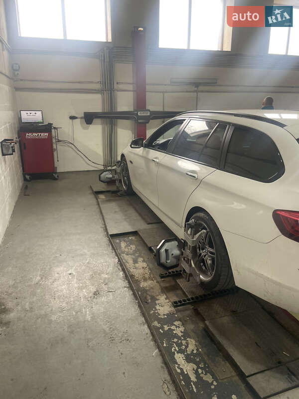 Универсал BMW 5 Series 2014 в Дрогобыче