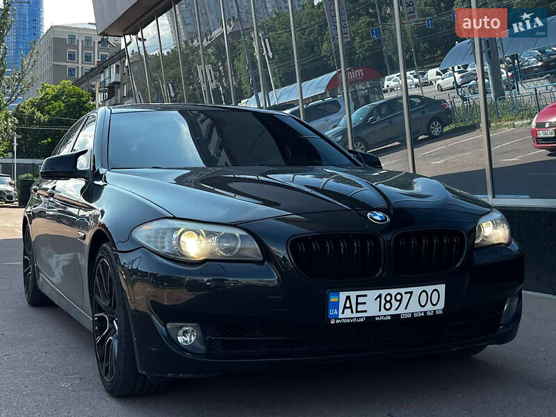 BMW 5 Series 2012