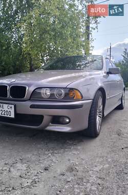 Седан BMW 5 Series 1999 в Запорожье