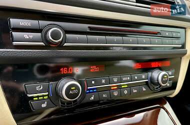 Седан BMW 5 Series 2011 в 