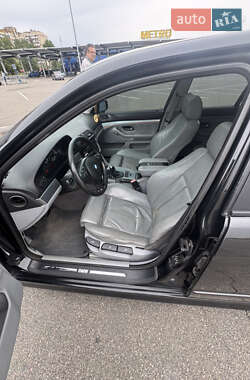 Седан BMW 5 Series 2000 в 