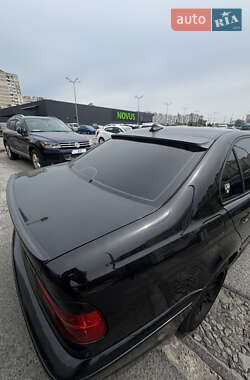 Седан BMW 5 Series 2000 в 