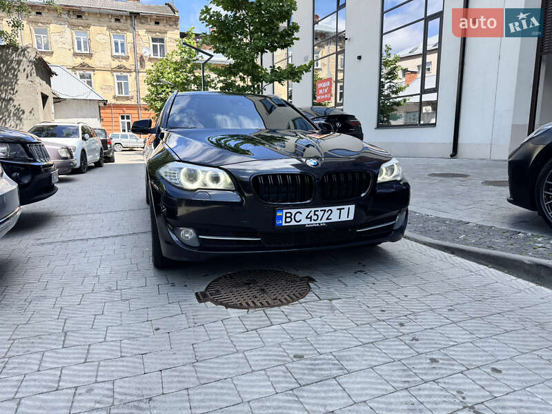 BMW 5 Series 2011