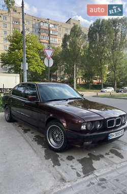 Седан BMW 5 Series 1993 в Запоріжжі