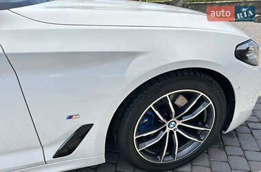 Седан BMW 5 Series 2020 в 