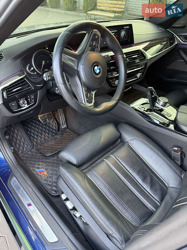 Седан BMW 5 Series 2017 в Дніпрі