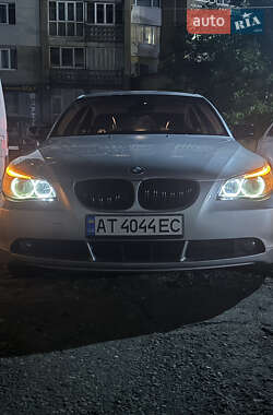Седан BMW 5 Series 2004 в Калуше