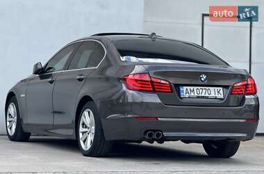 Седан BMW 5 Series 2011 в 