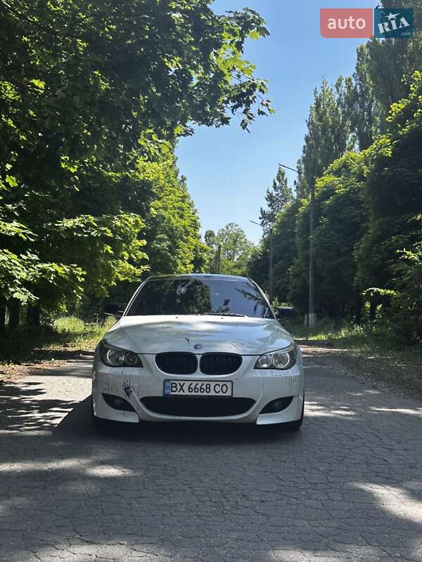 BMW 5 Series 2004
