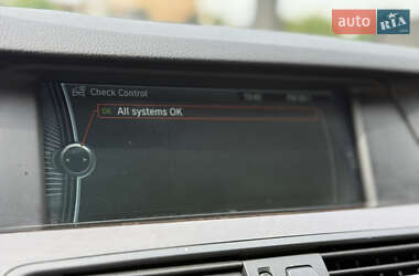 Седан BMW 5 Series 2012 в 