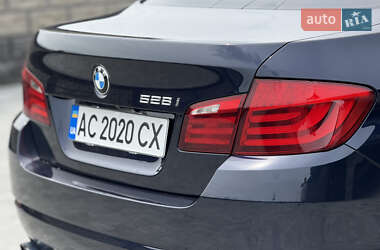 Седан BMW 5 Series 2012 в 