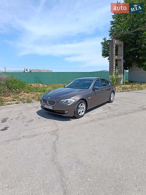 Седан BMW 5 Series 2013 в Ивано-Франковске