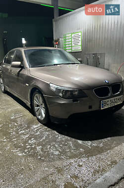 Седан BMW 5 Series 2005 в Львове