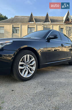 Седан BMW 5 Series 2008 в 