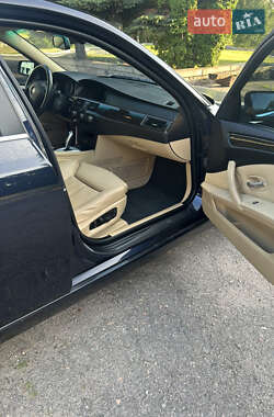 Седан BMW 5 Series 2008 в 