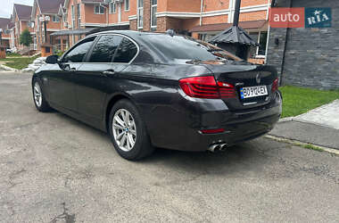 Седан BMW 5 Series 2015 в 