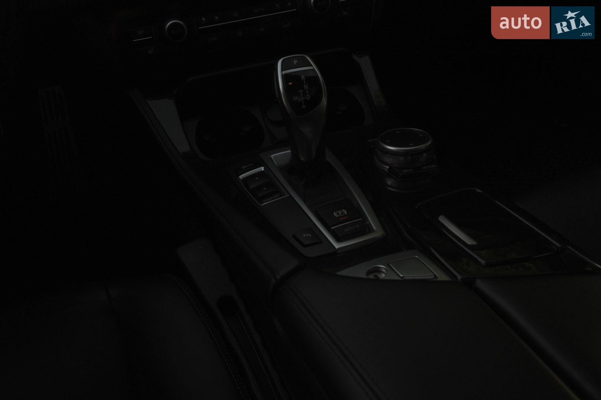 2016 BMW 5er - мініатюра 28