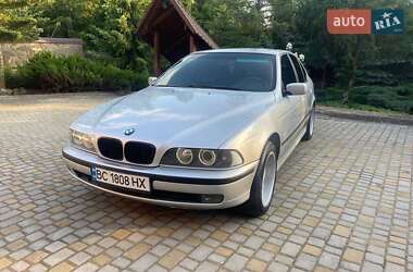 Седан BMW 5 Series 2000 в Львове
