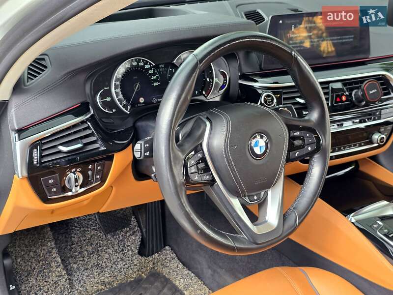 Седан BMW 5 Series 2018 в Києві