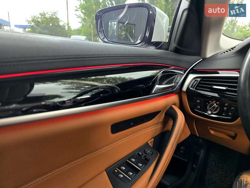 Седан BMW 5 Series 2018 в Києві