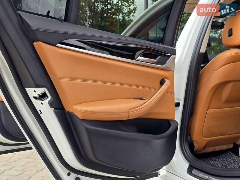 Седан BMW 5 Series 2018 в Києві