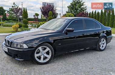 Седан BMW 5 Series 2001 в 