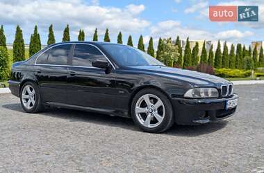 Седан BMW 5 Series 2001 в 