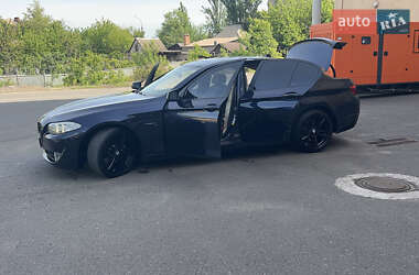 Седан BMW 5 Series 2013 в 