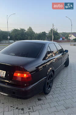 Седан BMW 5 Series 1999 в 