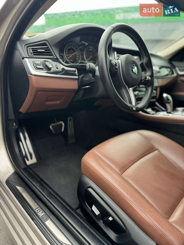 Седан BMW 5 Series 2016 в Киеве