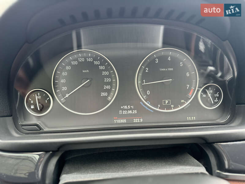 Седан BMW 5 Series 2016 в Киеве