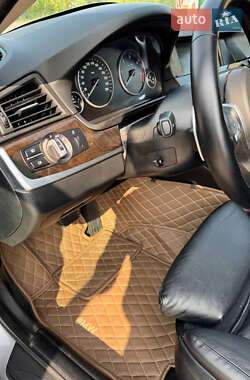 Седан BMW 5 Series 2010 в 