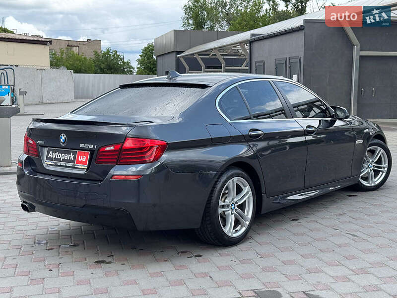 Седан BMW 5 Series 2015 в Запорожье